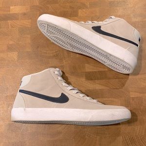 Nike SB Blazer Mid Shoes